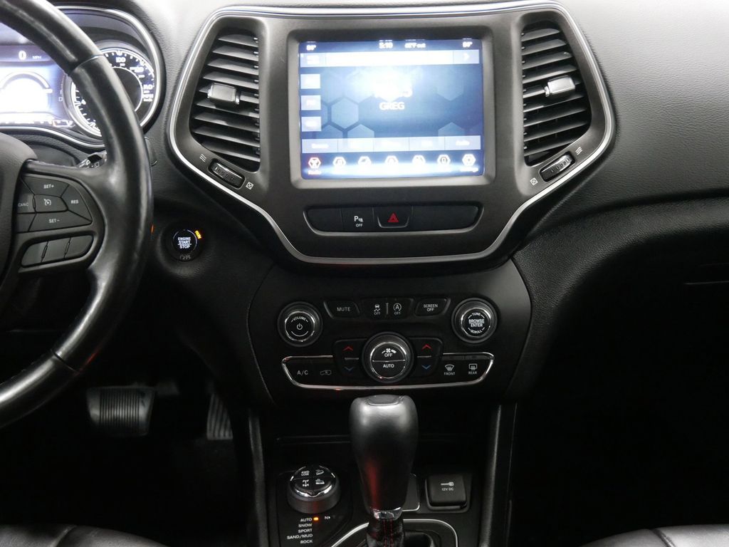 2025 Toyota Tundra Limited - Photo 55