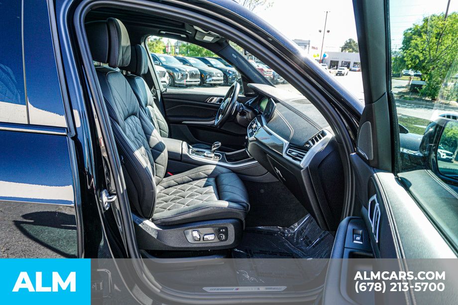 Used 2023 Black BMW M50i image 24