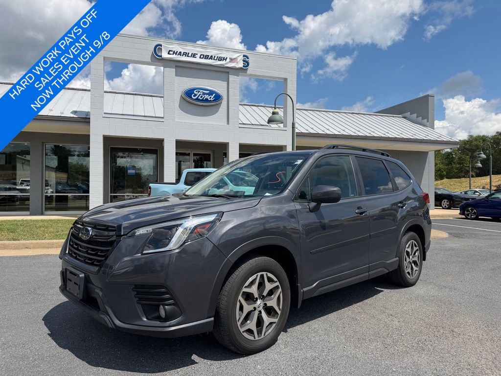 Gray Metallic 2022 Subaru Forester SUV / Crossover All-Wheel Drive Continuously Variable Transmission