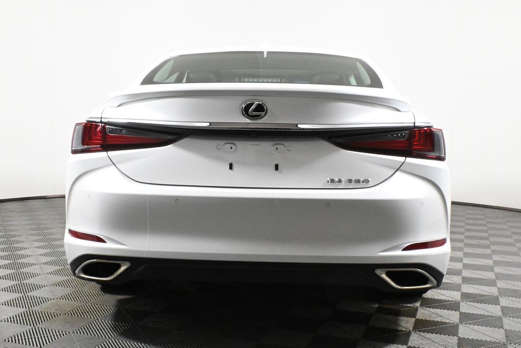 Thumbnail: 2021 Lexus ES - 6