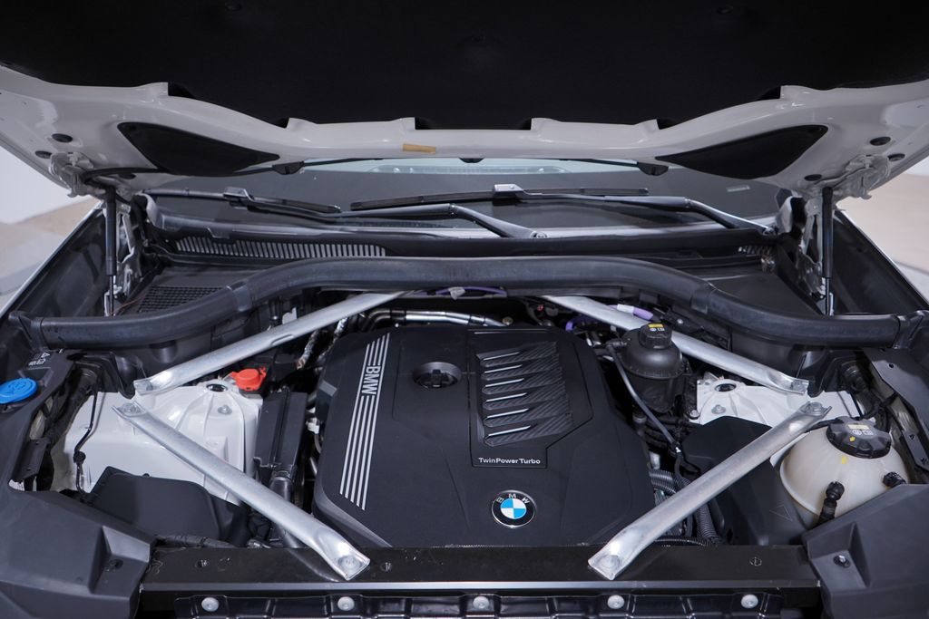 Thumbnail: 2021 BMW X5 - 24