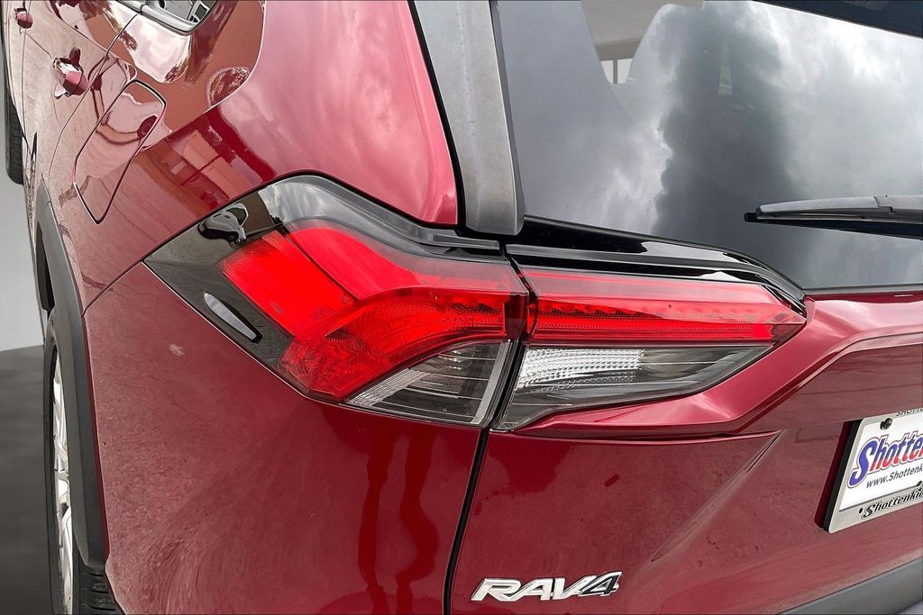 Used 2020 Toyota RAV4 SUV