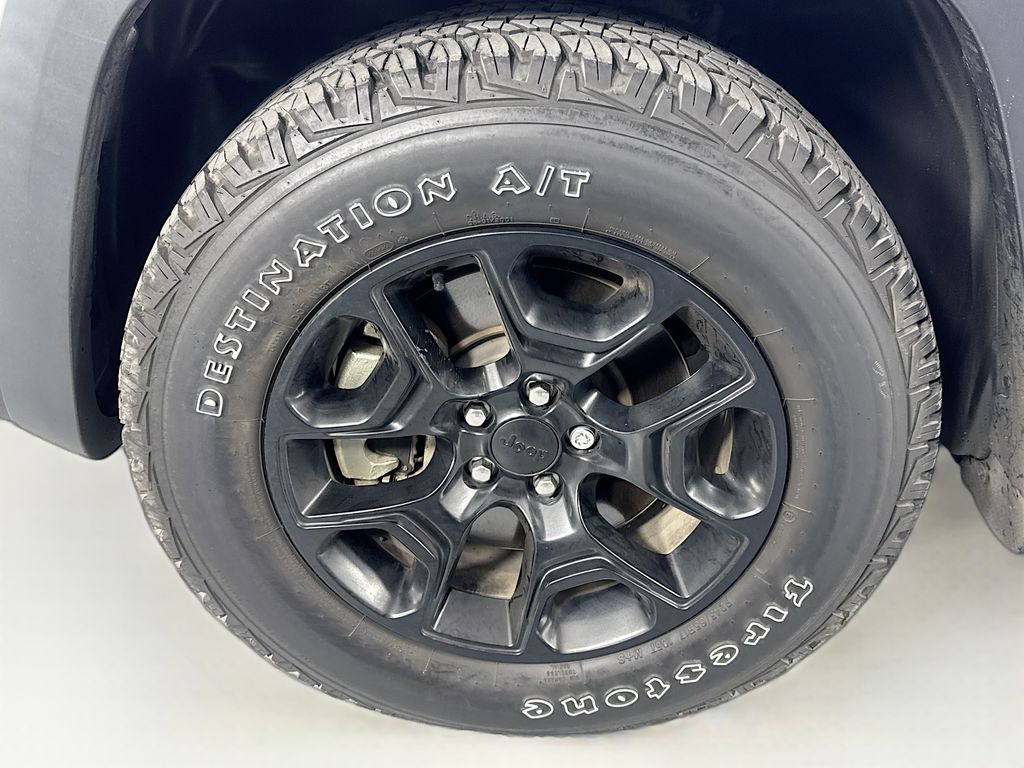 Used Car 2022 Jeep Cherokee  X For Sale Under $25,000 In Austin, Texas