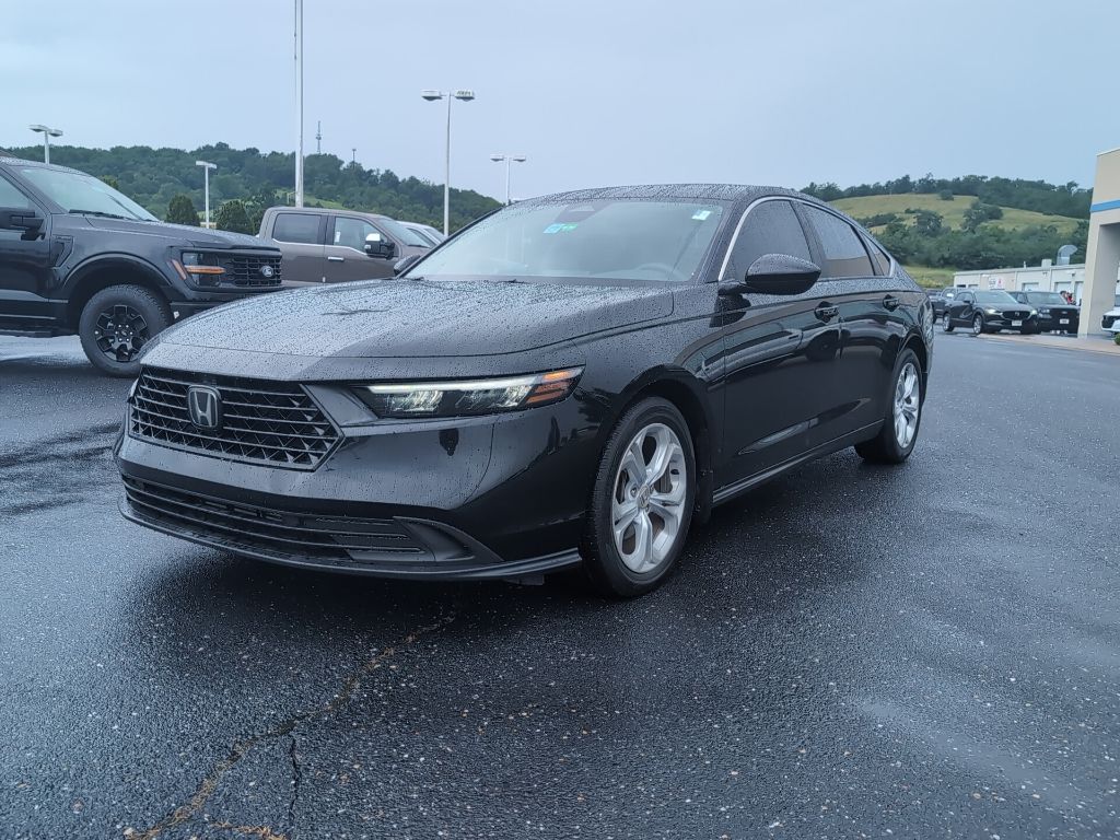 Black 2023 Honda Accord Sedan Front-Wheel Drive Continuously Variable Transmission