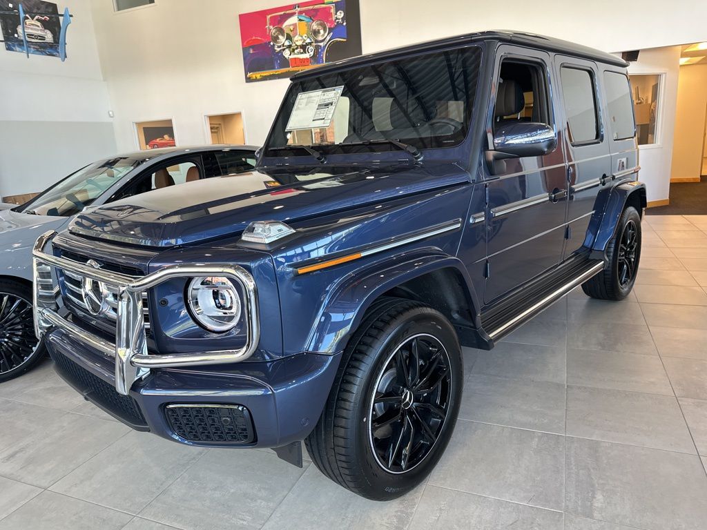 2025 Mercedes-Benz G-Class G 550 3