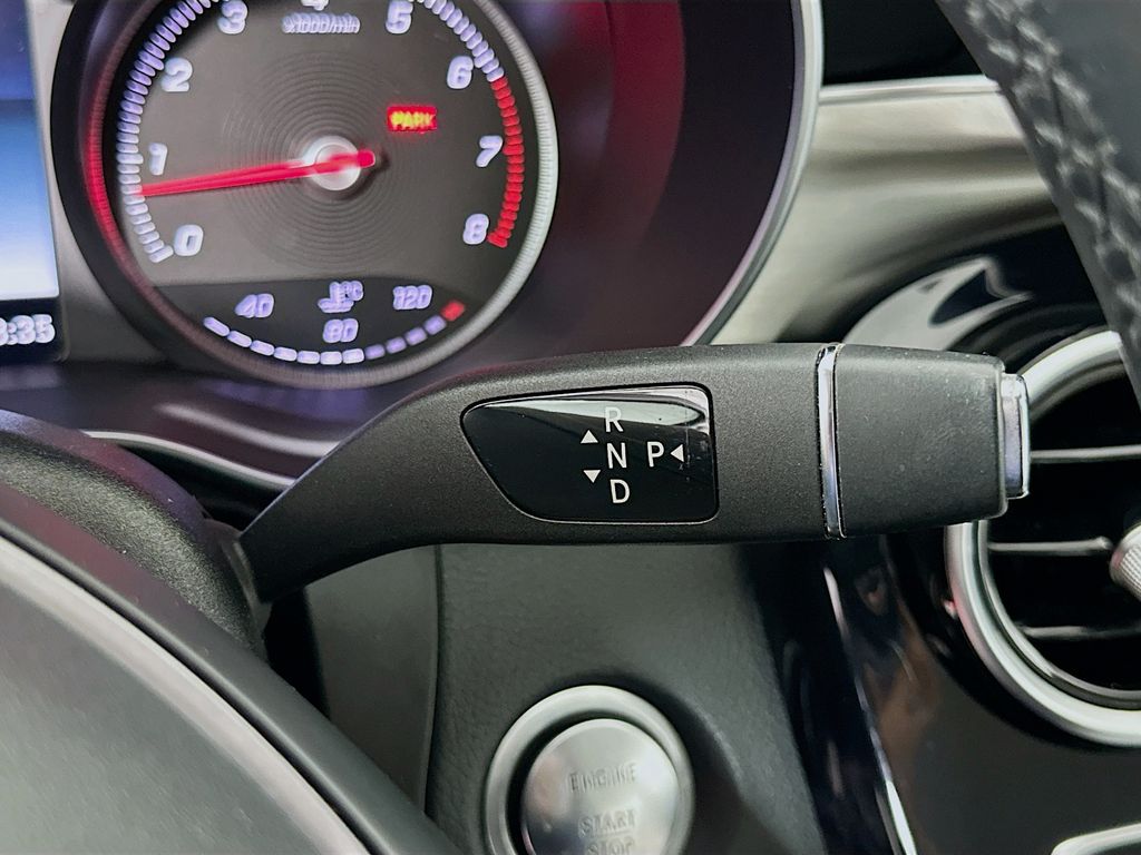 Thumbnail: 2015 Mercedes-Benz C-Class - 16