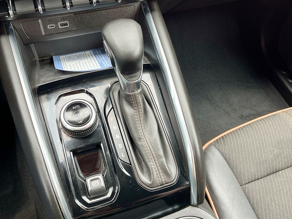 Used 2024 Silver GMC AT4 image 17
