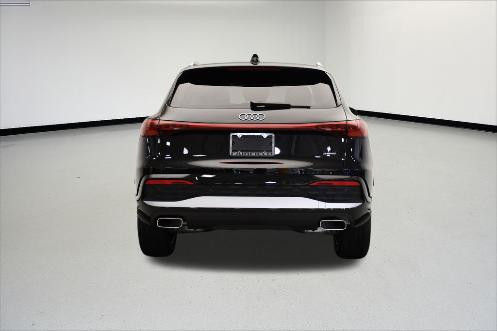 Thumbnail: 2025 Audi Q5 - 4