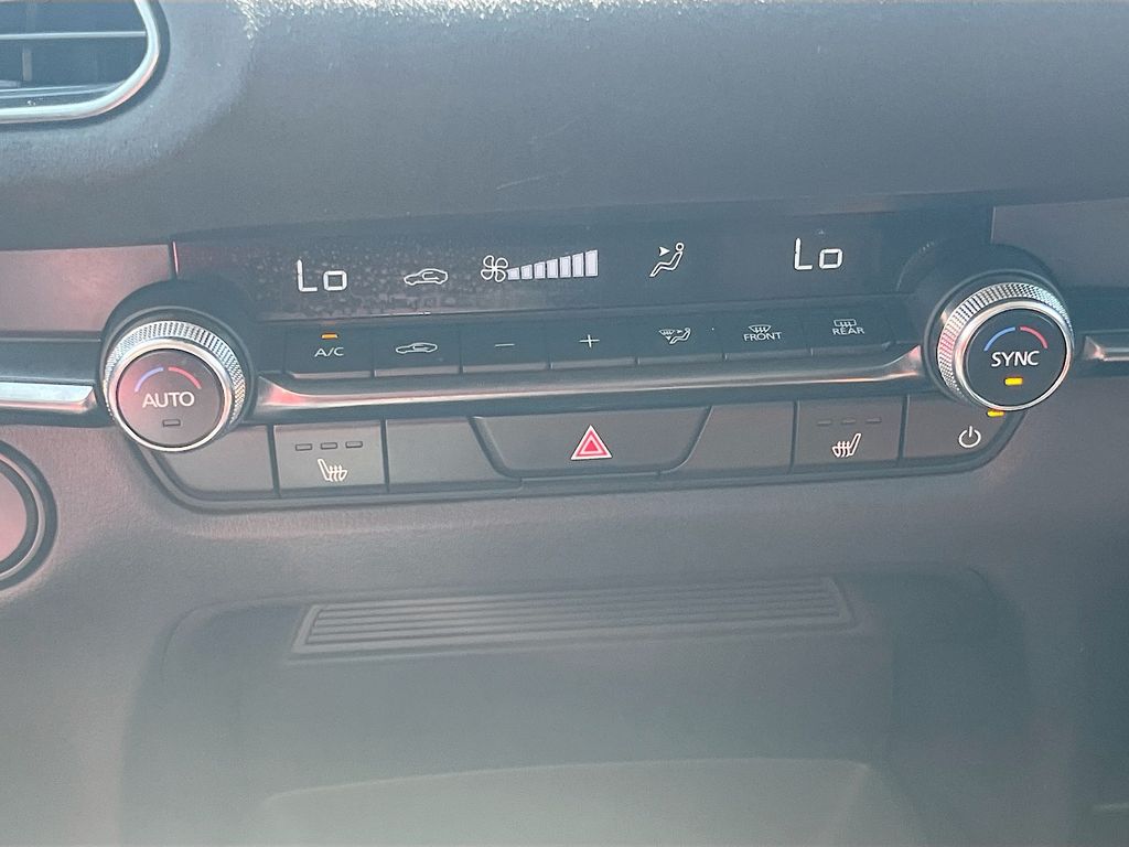 Used 2024 Beige Mazda 2.5 Carbon Turbo image 16