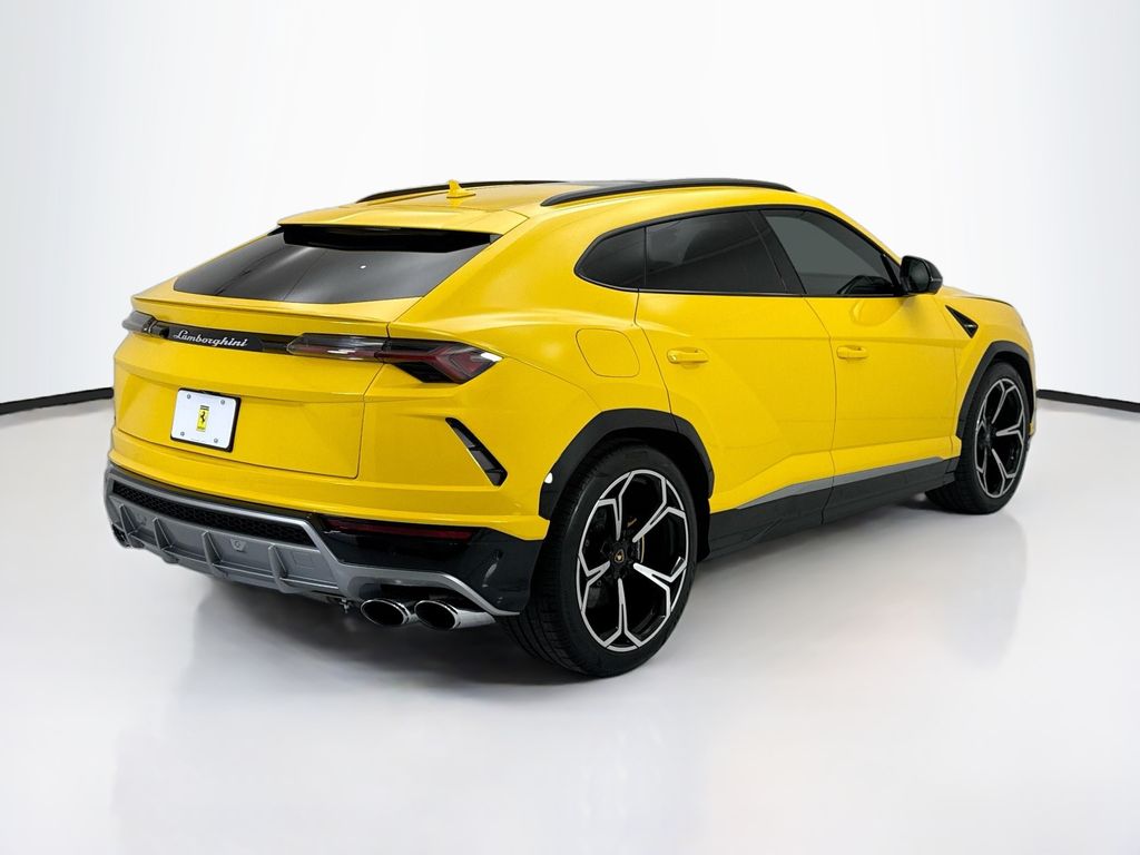 Thumbnail: 2019 Lamborghini Urus - 5
