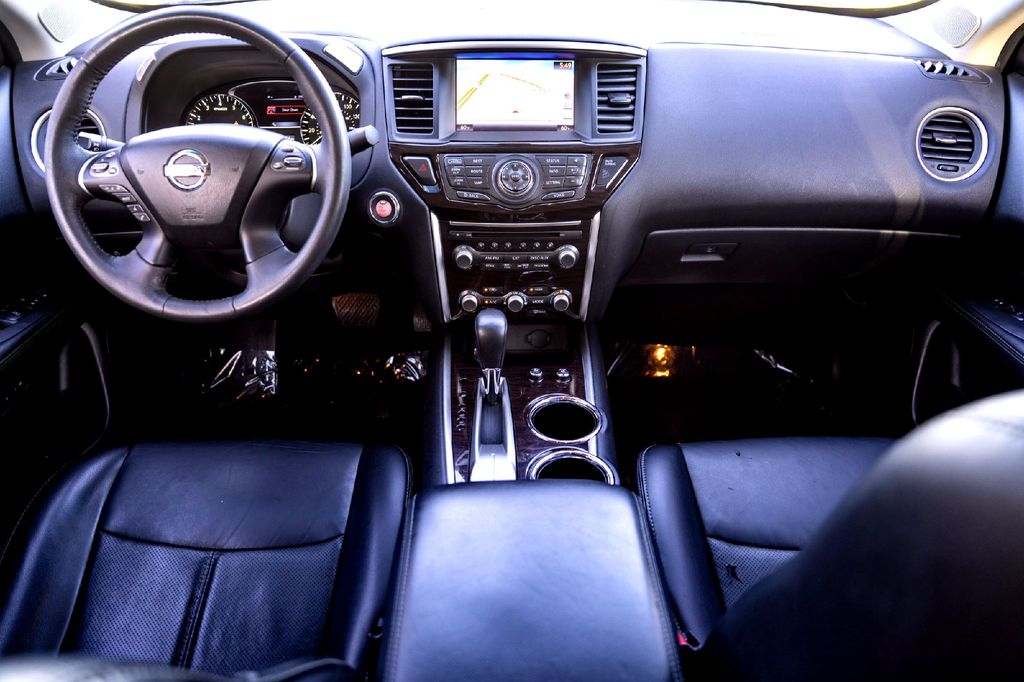 Used Car 2015 Nissan Pathfinder  Platinum For Sale Under $12,000 In Taylor, Texas