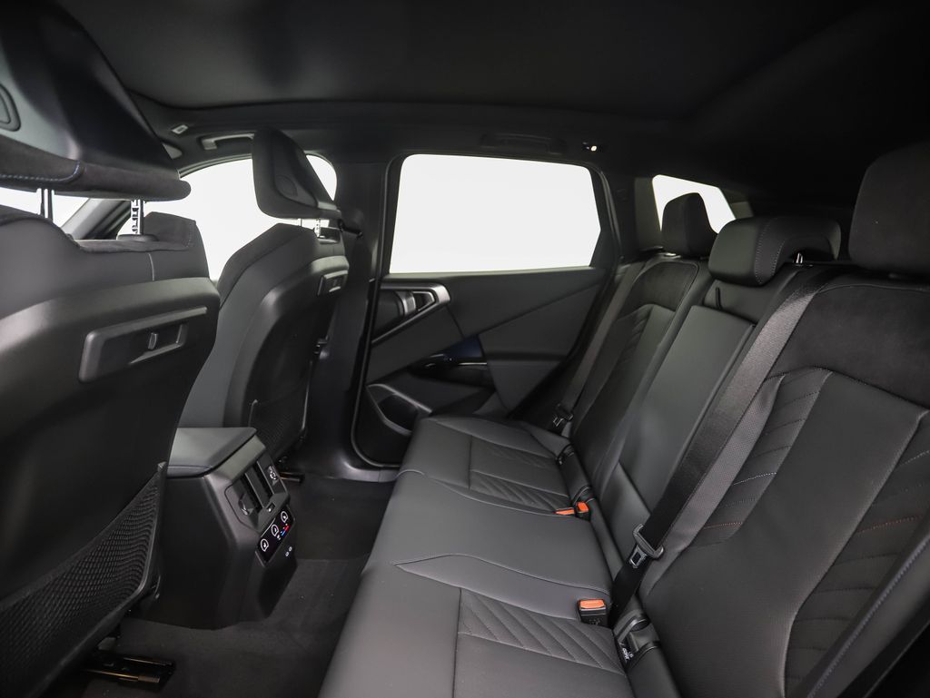 Thumbnail: 2026 BMW X3 - 22