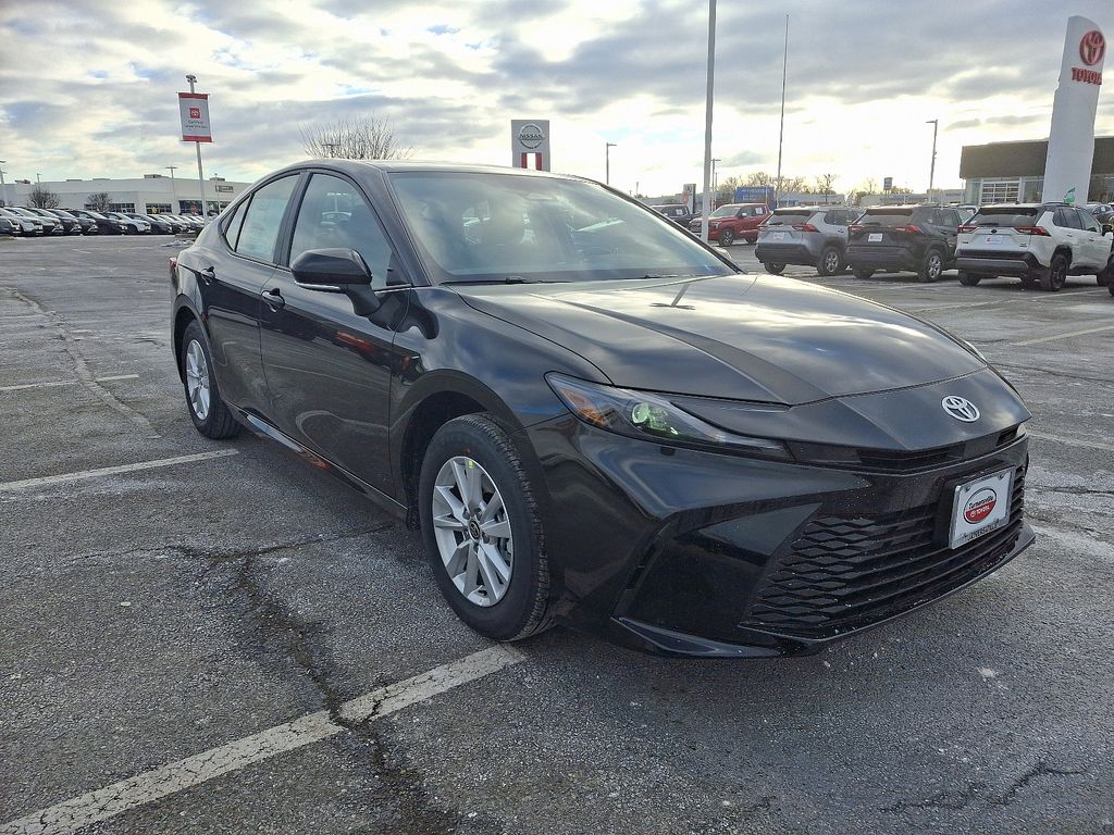 2025 Toyota Camry LE 2