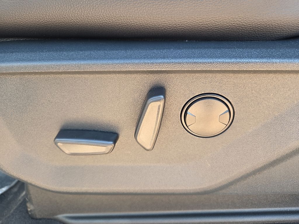 New 2026 Gray Ford Lariat image 20