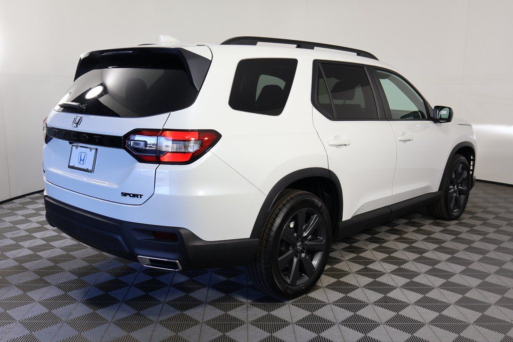 Thumbnail: 2025 Honda Pilot - 2