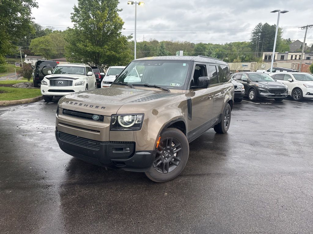 2023 Land Rover Defender X-Dynamic SE's photo