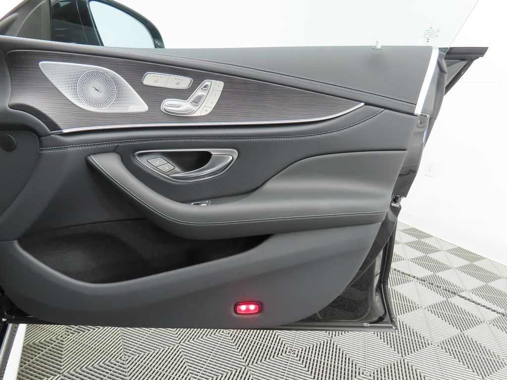 Thumbnail: 2026 Mercedes-Benz AMG GT - 25