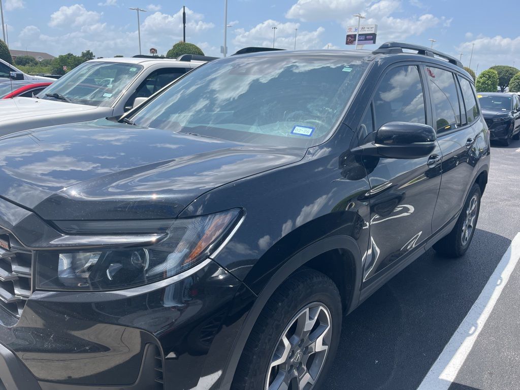 Thumbnail: 2023 Honda Passport - 6