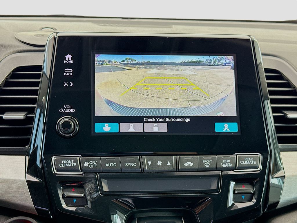 Thumbnail: 2022 Honda Odyssey - 15