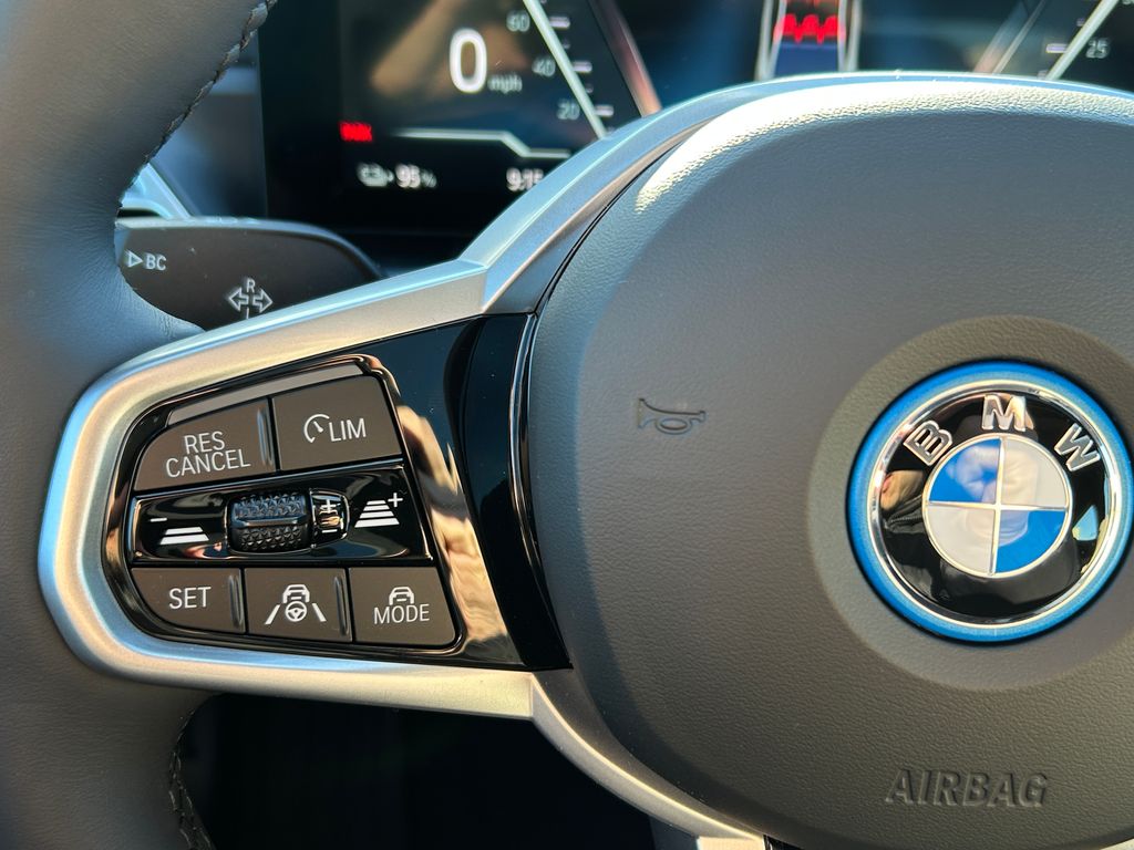 2025 BMW i4 eDrive40 19