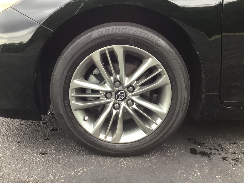 2017 Toyota Camry SE 5