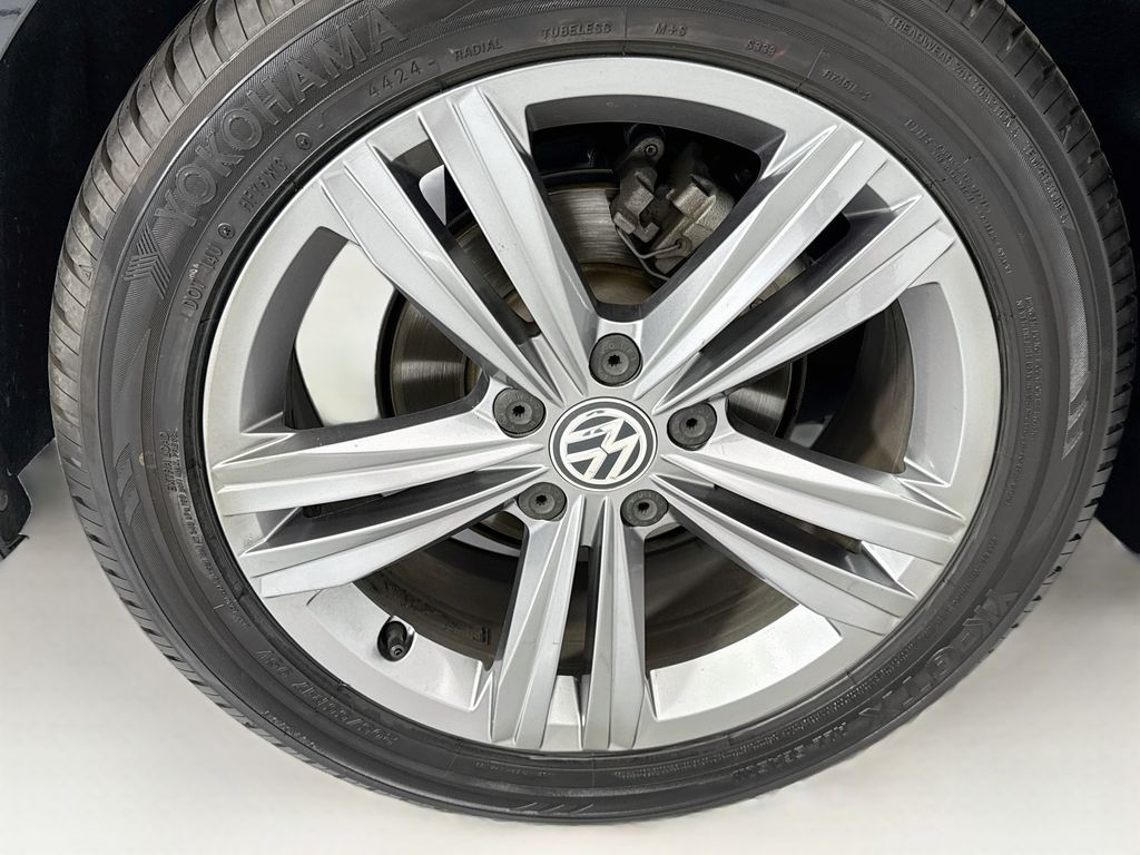 Thumbnail: 2020 Volkswagen Jetta - 31