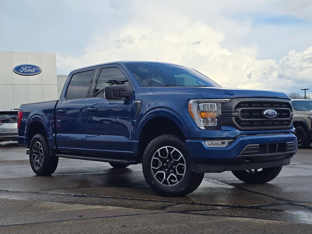 Atlas Blue Metallic 2023 Ford F-150 XLT SuperCrew 4WD Pickup Truck Four-Wheel Drive Automatic