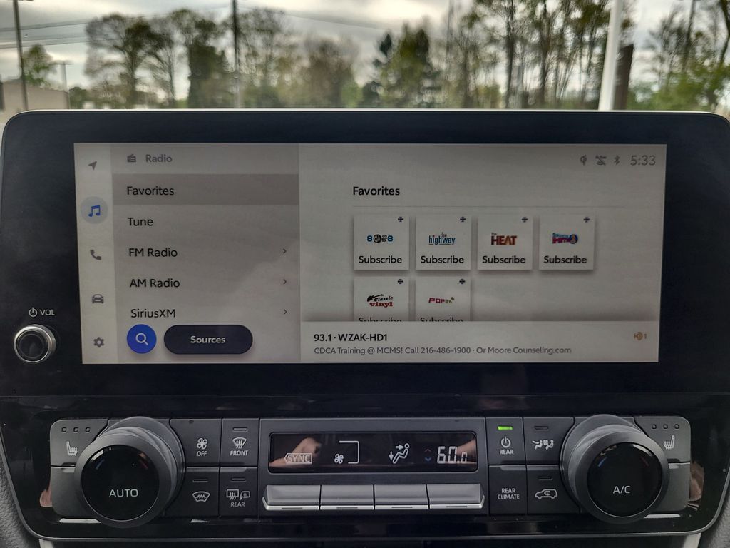 2024 Toyota Grand Highlander XLE 16