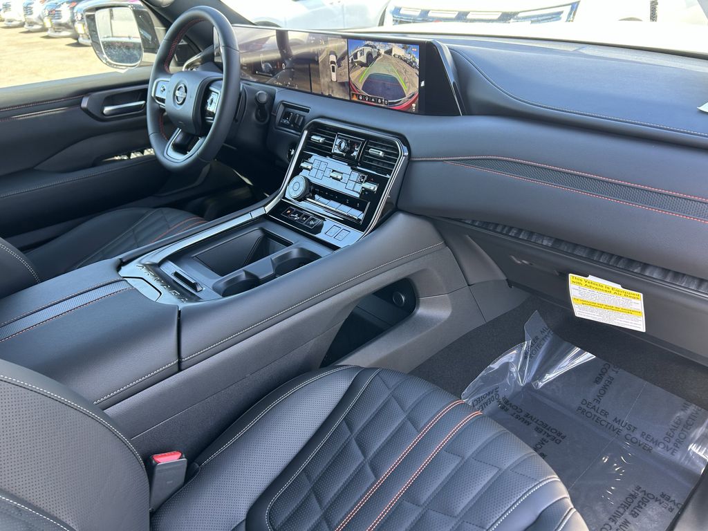 2026 Nissan Armada PRO-4X - Photo 8