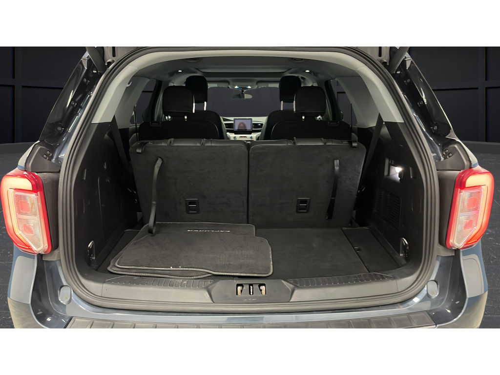 Used 2023 Stone Blue Metallic Ford XLT image 27