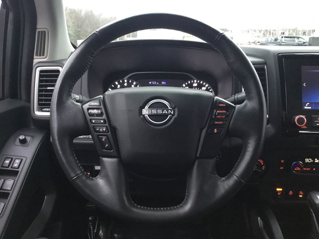 Thumbnail: 2024 Nissan Frontier - 19