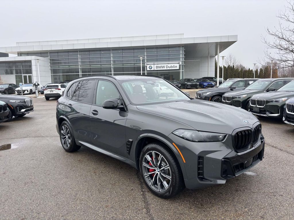 2026 BMW X5 M60i xDrive