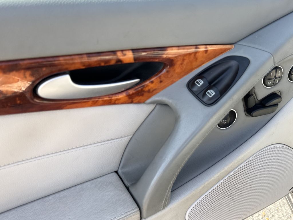 2008 Mercedes-Benz SL-Class SL 550 - 10
