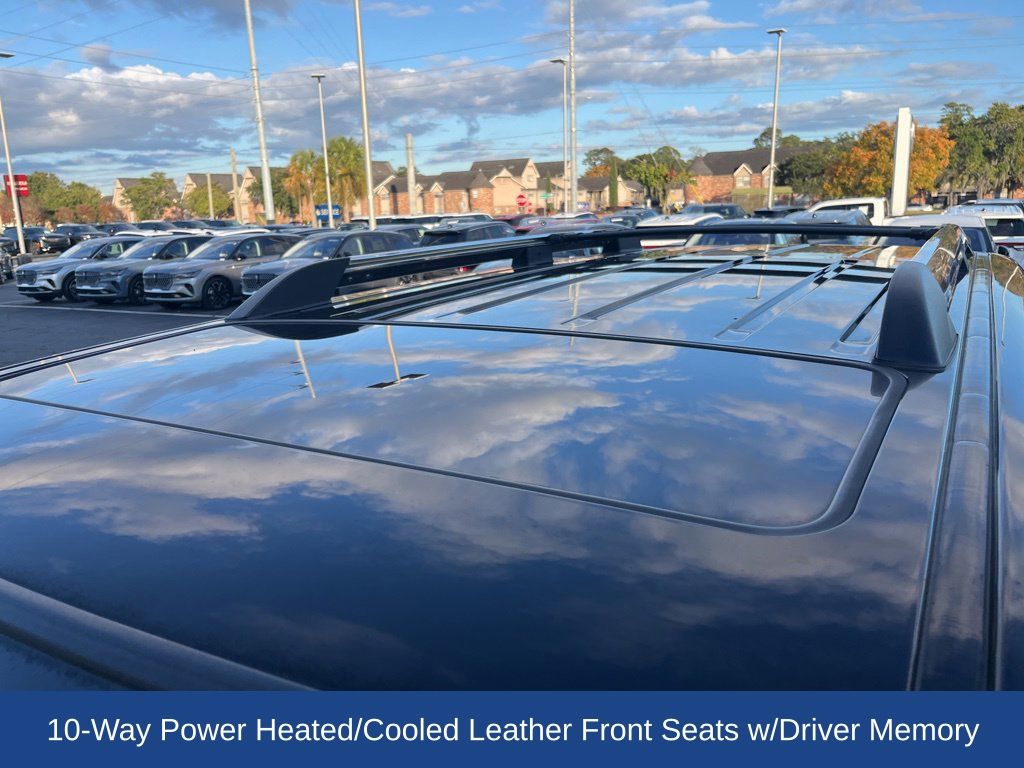 2017 Lincoln Navigator Select