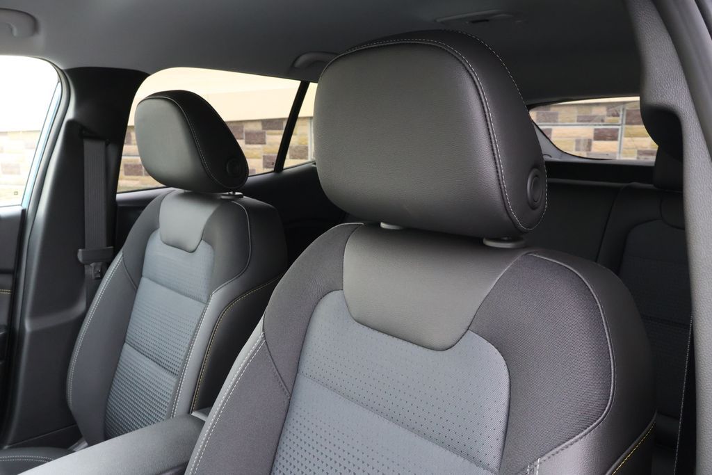 Thumbnail: 2026 Chevrolet Trax - 15