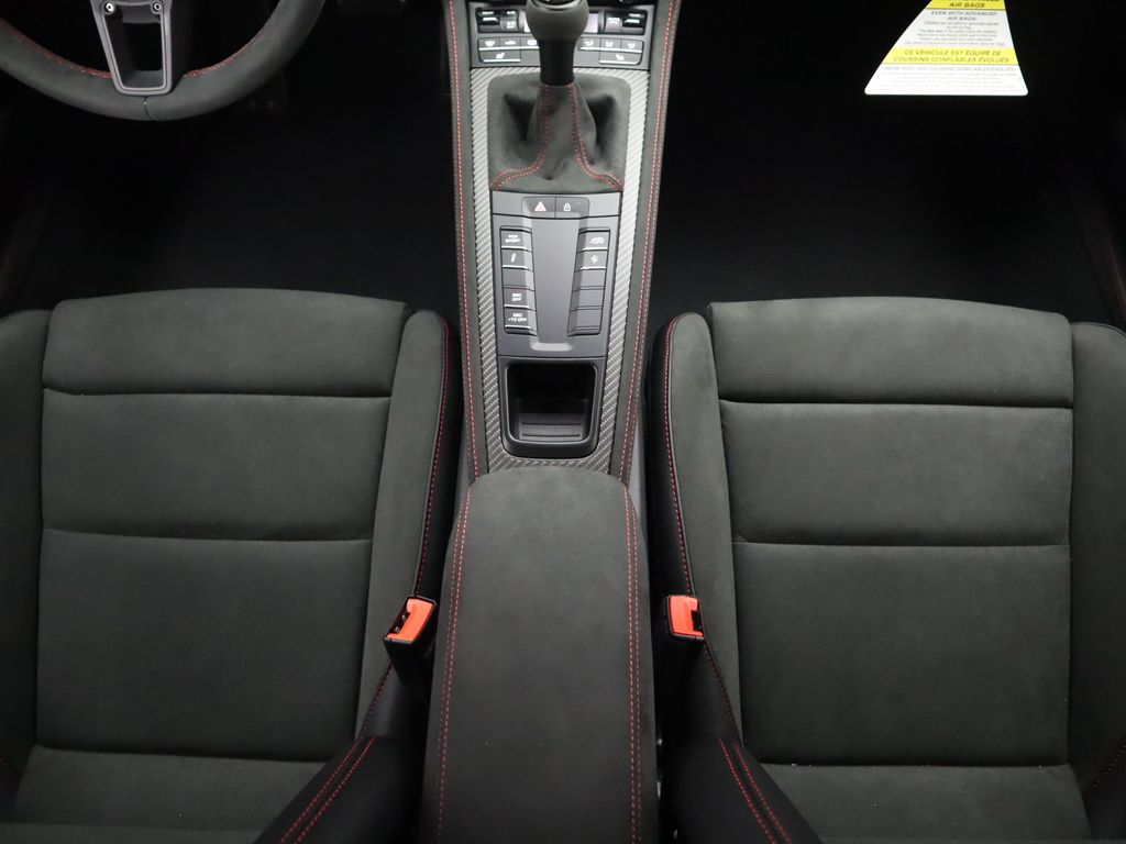 Thumbnail: 2025 Porsche  - 18