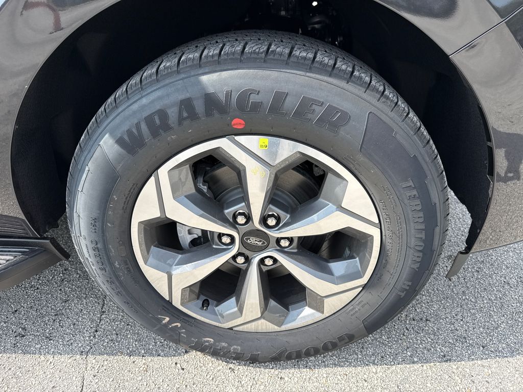 New 2027 Gray Ford Active image 11