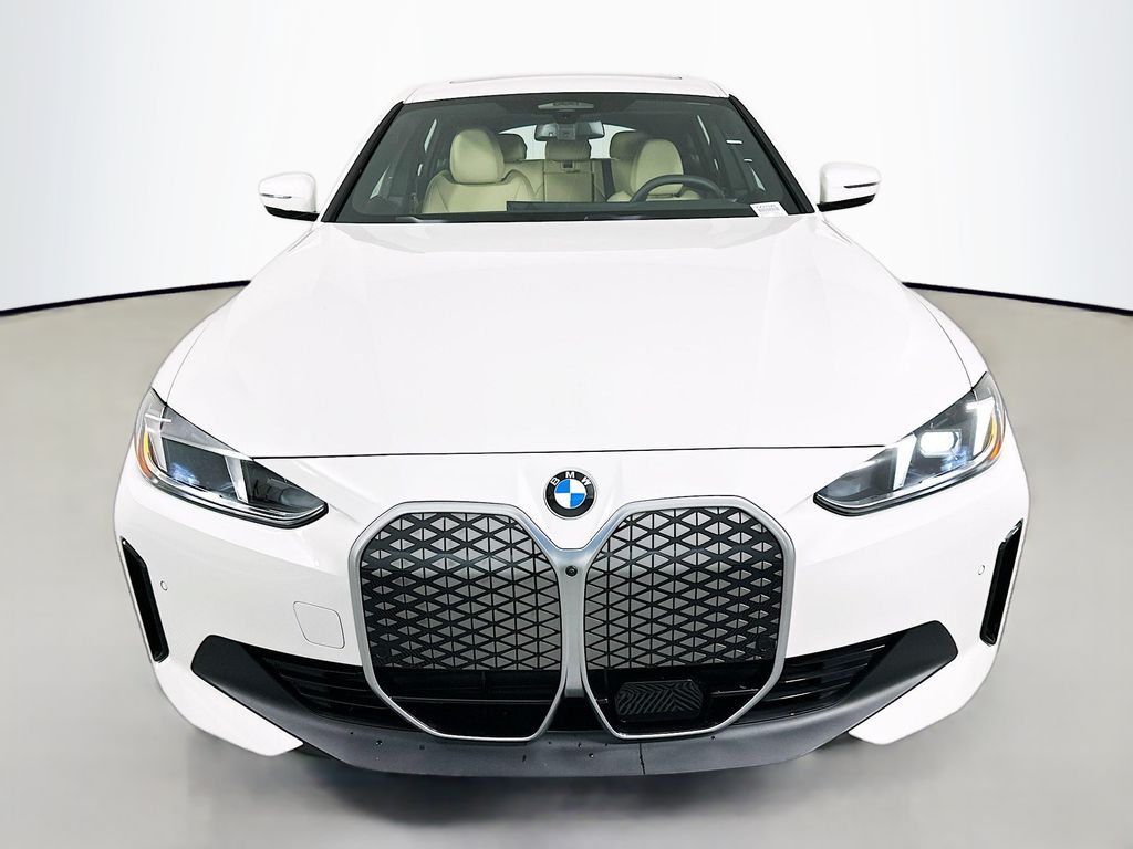 Thumbnail: 2026 BMW i4 - 2