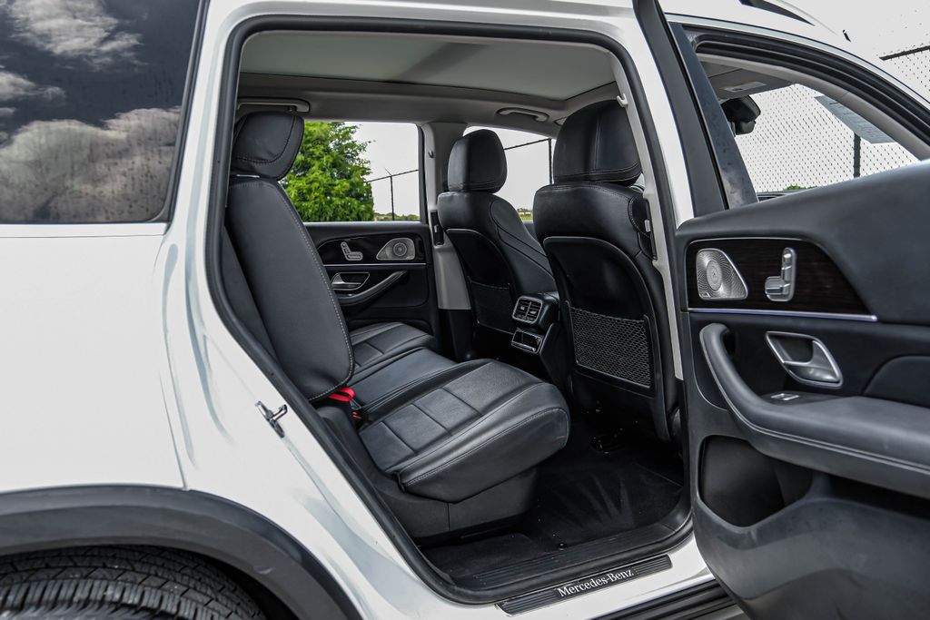 Used 2024 White Mercedes-Benz GLS 450 image 58