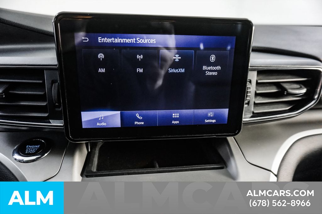 Used 2023 Red Ford XLT image 30