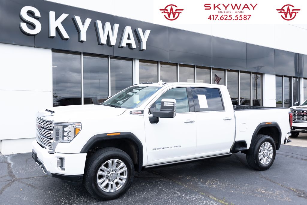Summit White 2023 GMC Sierra 3500HD Denali Crew Cab 4WD Pickup Truck Four-Wheel Drive Automatic