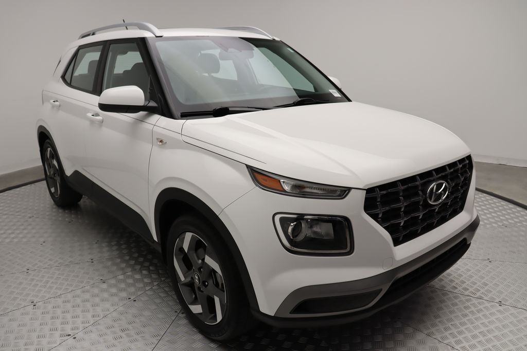 Thumbnail: 2023 Hyundai Venue - 6