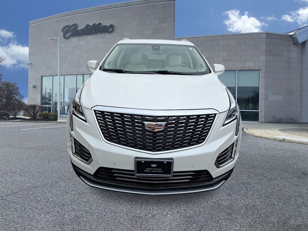 Thumbnail: 2022 Cadillac XT5 - 2