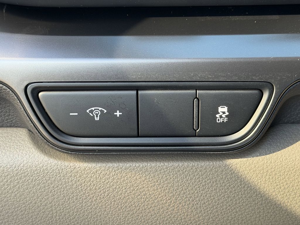 new 2026 Kia Carnival car, priced at $37,232