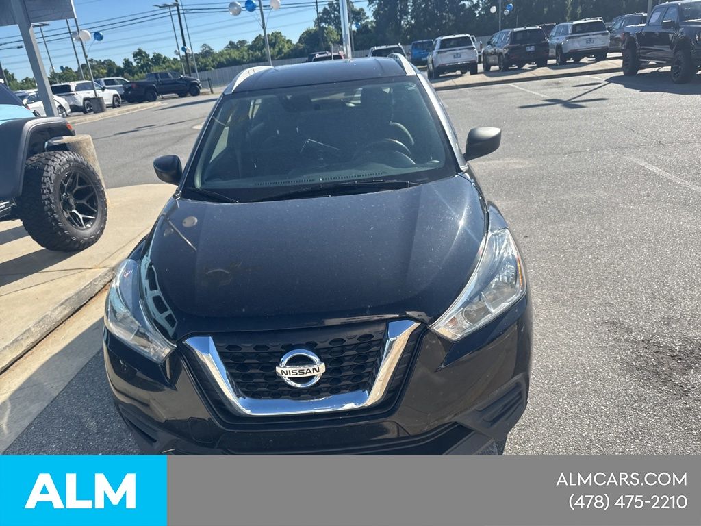 Used 2019 Black Nissan S image 12