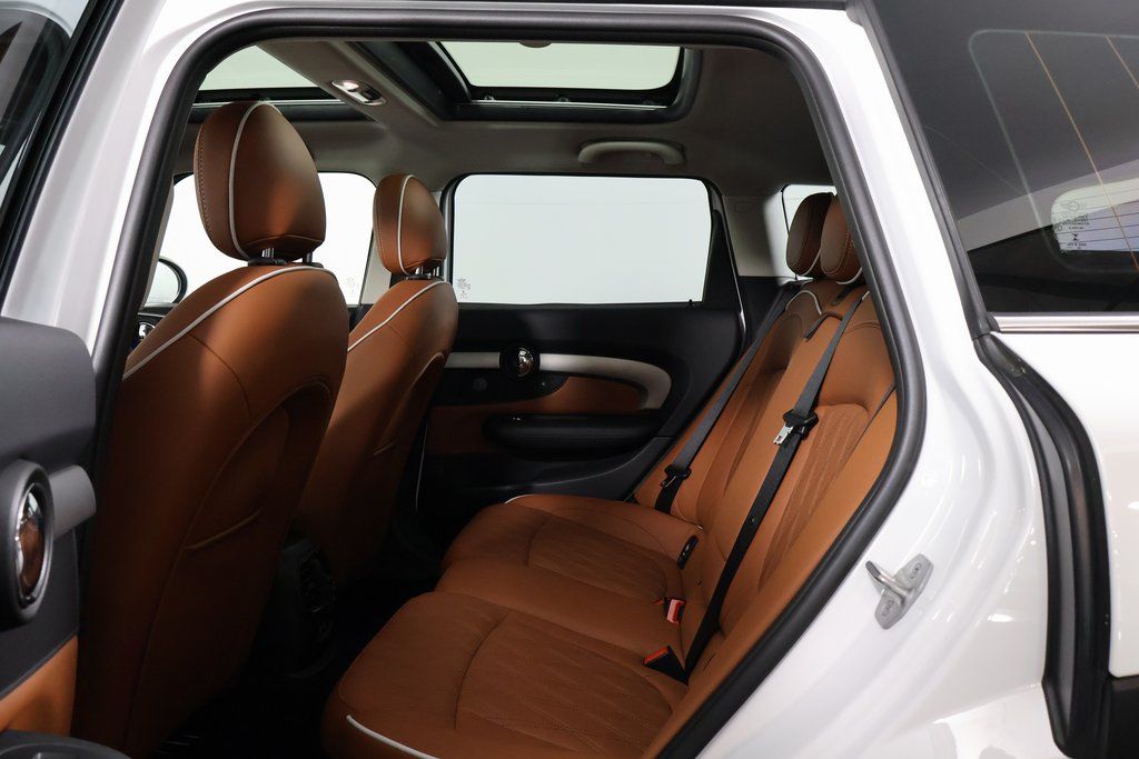 Thumbnail: 2023 MINI Cooper Clubman - 11