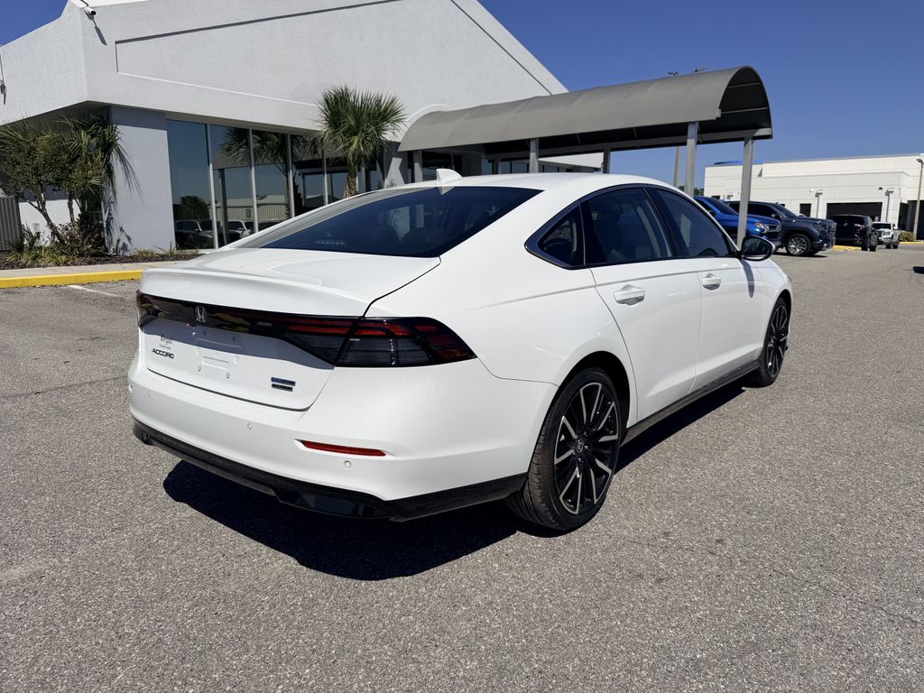 used 2025 Honda Accord Hybrid car, priced at $35,391
