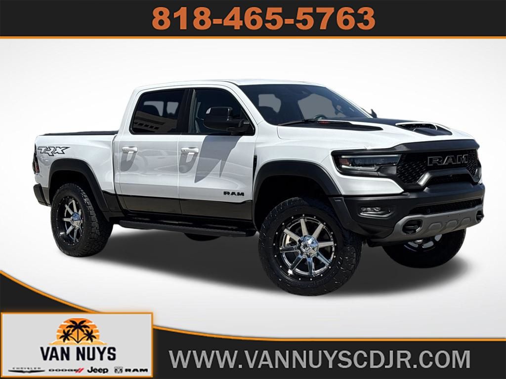 Bright White Clearcoat 2022 RAM 1500 TRX Crew Cab 4WD Pickup Truck All-Wheel Drive 8-Speed Automatic