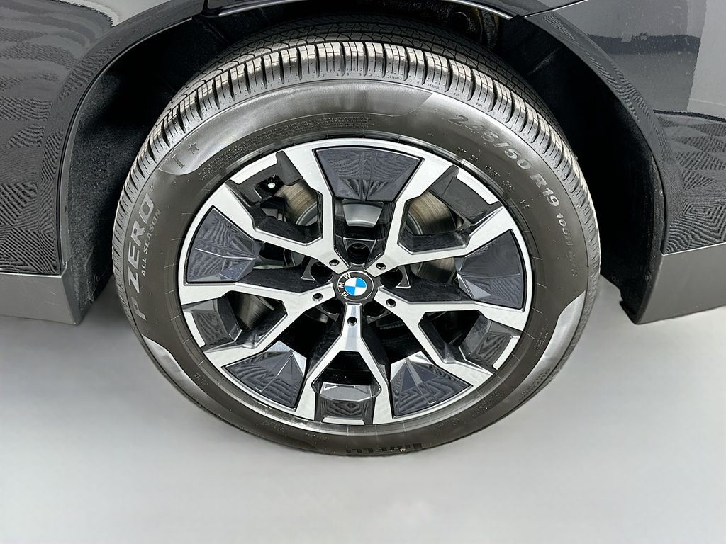 Thumbnail: 2026 BMW X3 - 23