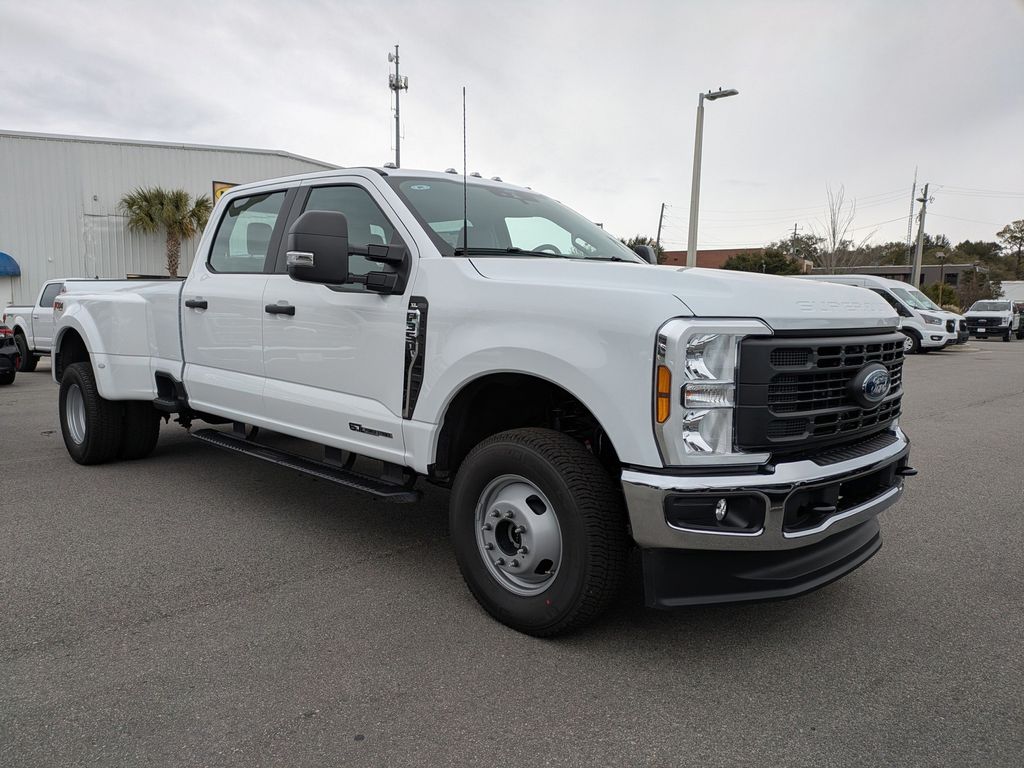 2026 Ford F-350 Super Duty XL